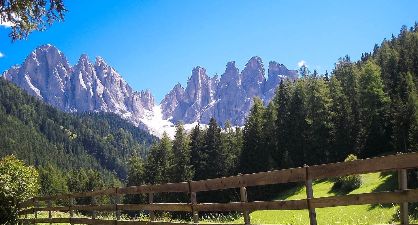 Wandern zu den Geisler in Villnöss